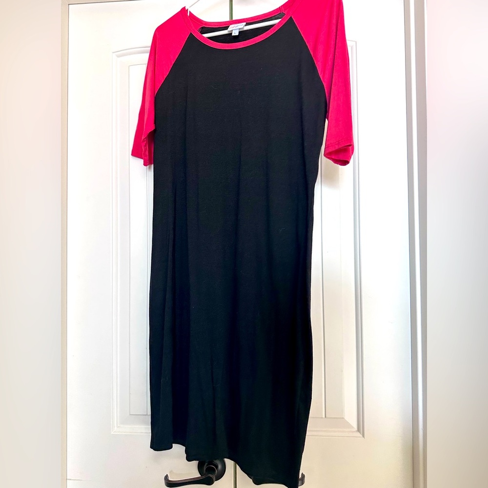 LuLaRoe Black & Coral Pink Knit Dress with Kimono
